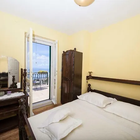 House Mars In Podgora, Jacuzzi Feriehus