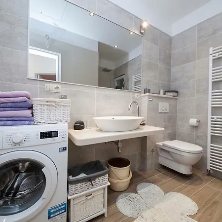 Feriehus House Mars In Podgora, Jacuzzi Podgora (Split-Dalmatia)