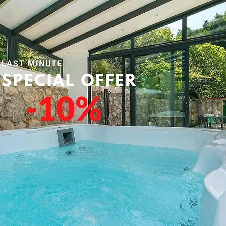 Dom wakacyjny House Mars In Podgora, Jacuzzi *